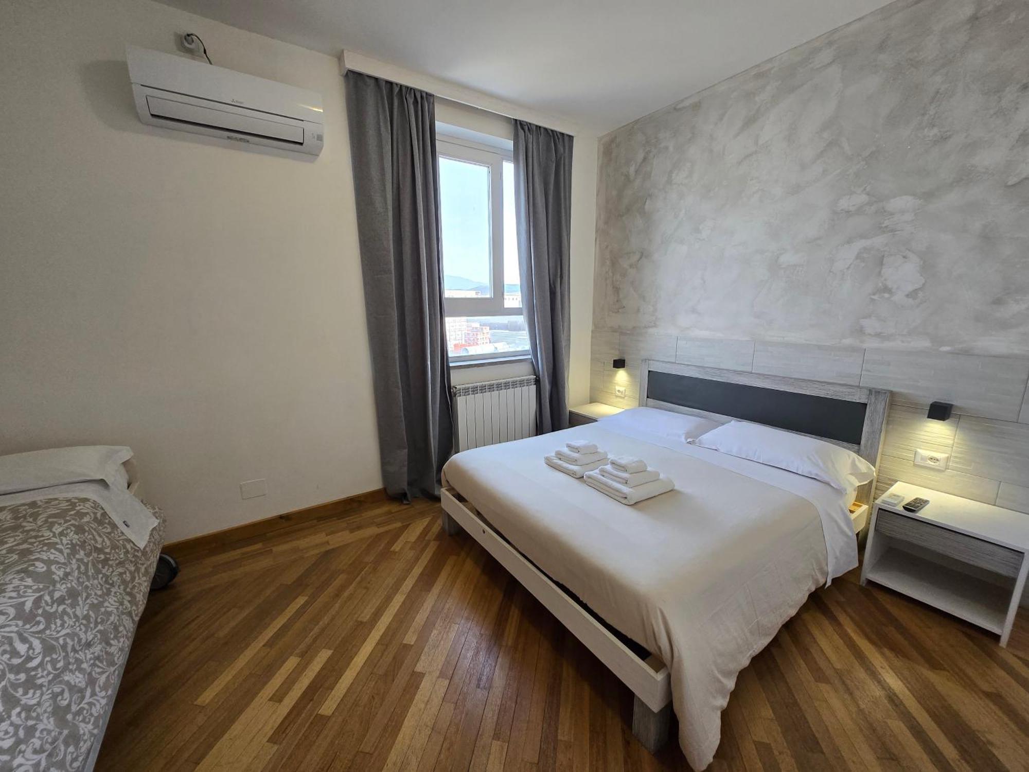 B&B Fr House Affittacamere Колеферо Екстериор снимка